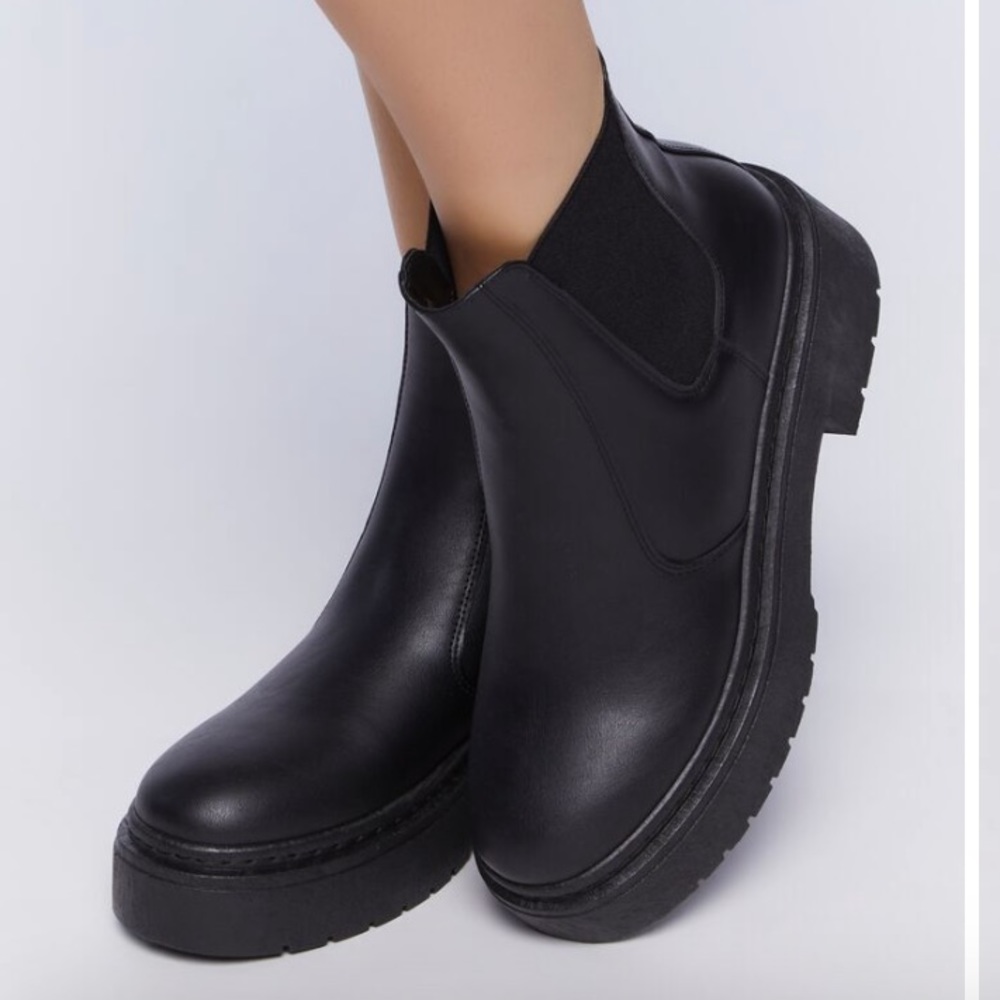 Chelsea boots